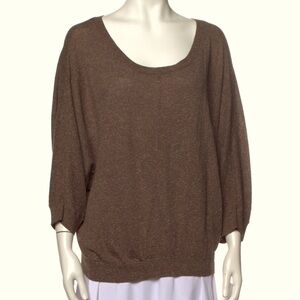 Vince scoop neck sweater L